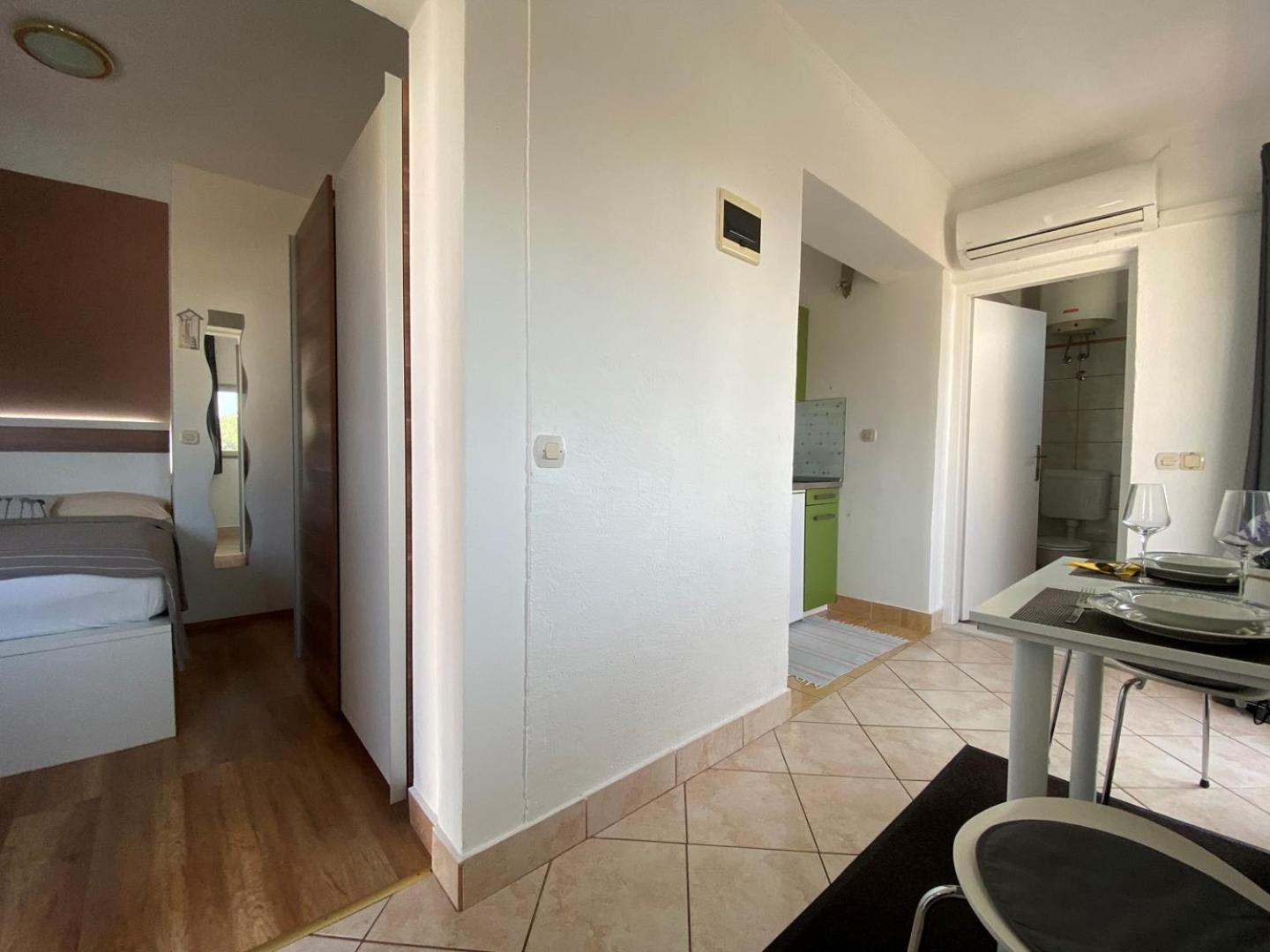 Charming Apartments Dodo Krk Town Extérieur photo