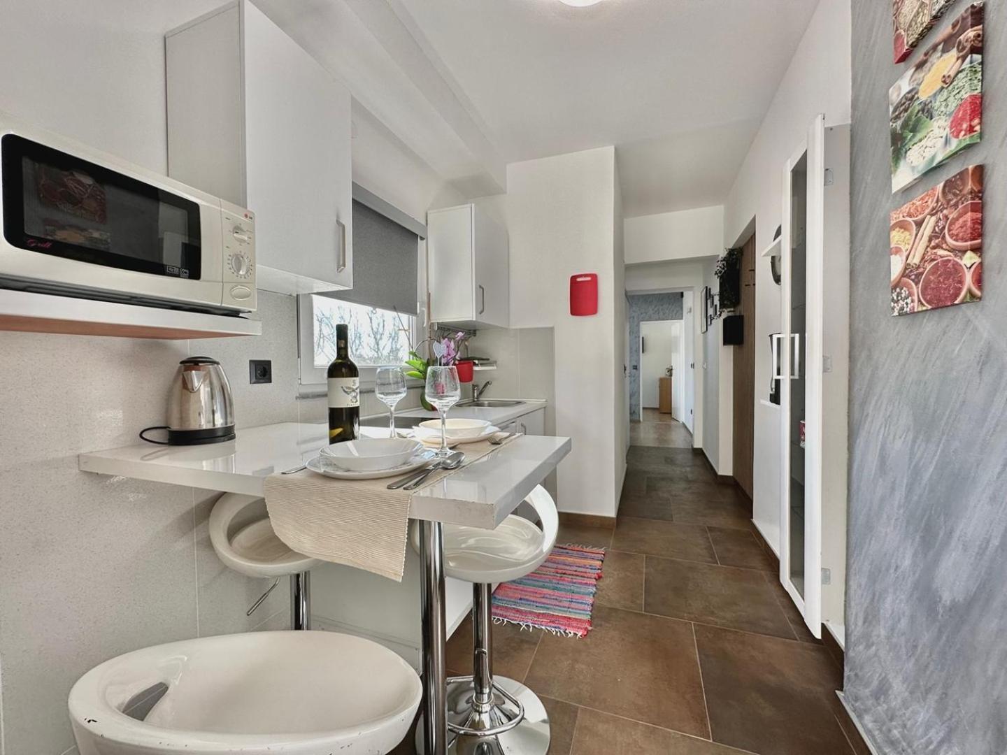 Charming Apartments Dodo Krk Town Extérieur photo